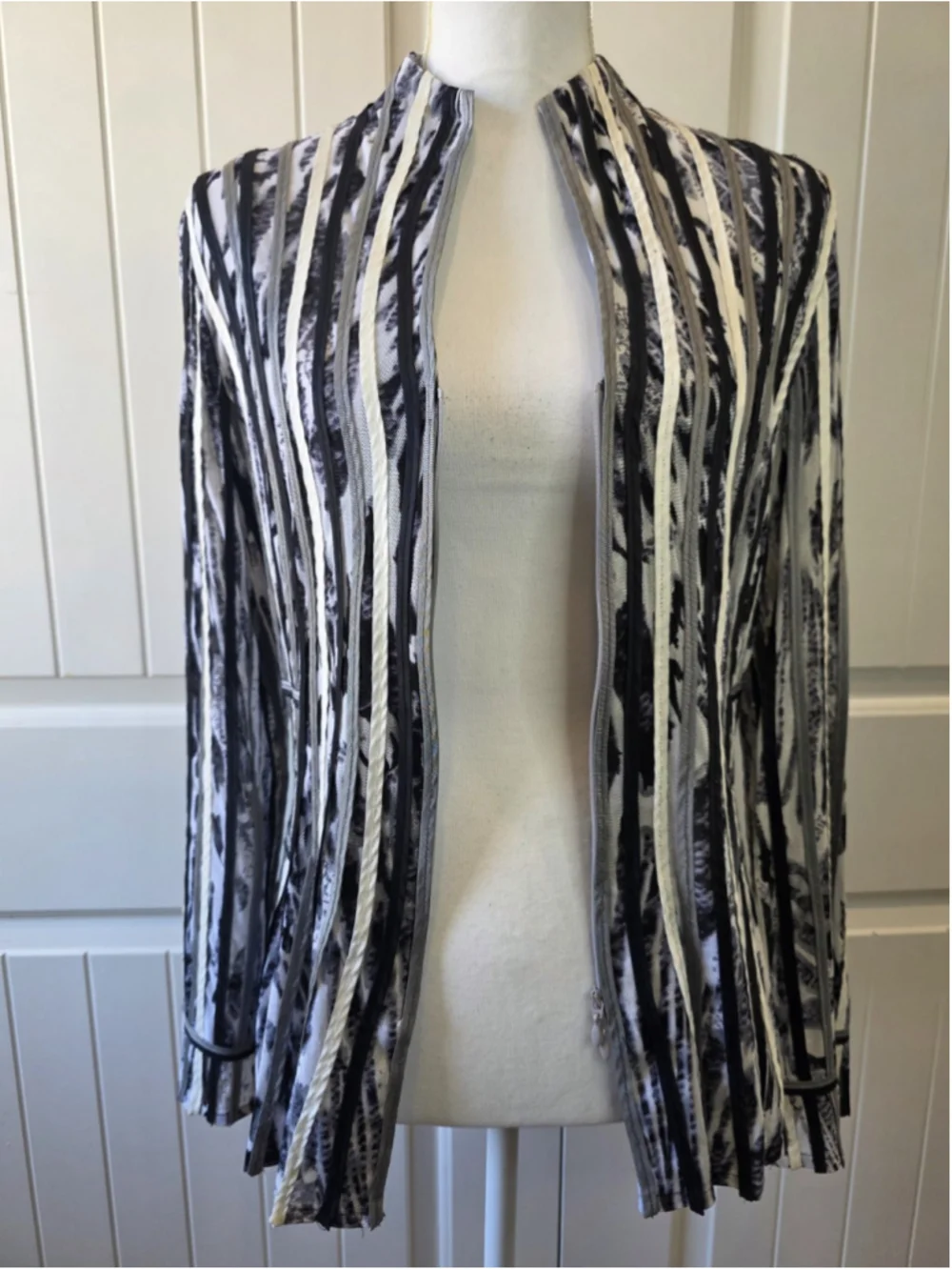 Obstinee by IKO Mesh Zip Front Animal Print Jacket Black Gray White Size 12